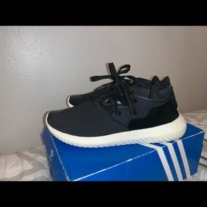 Women’s Adidas